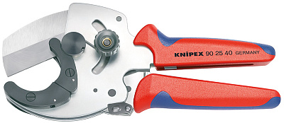Труборез-ножницы KNIPEX для толстостенных пластиковых и композитных труб, 26-40 мм, длина 210 мм, с трещоткой